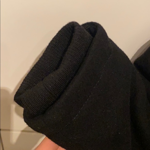 BNWOT Hugo Boss boys size 5 pea coat - Picture 11 of 12